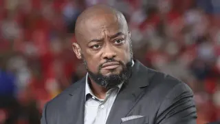 Tomlin Calls Cowboys' Defensive Crisis 'Dead' as Dallas Scrubs Whiteboard Strategy