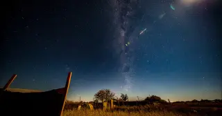 Atacama amateurs spot a 1,900-year comet 81 days before its perihelion