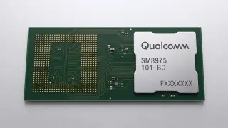 Qualcomm's 2nm Snapdragon 8 Elite Extreme Gen 6 Prototype Emerges With New 2+3+3 CPU, Heat Pass Packaging