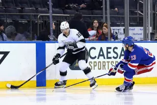 Kings Test Power-Play Tweaks as Rangers Defend Perfect Home Record