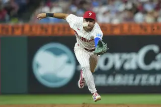 Turner Proves He’s a True Two-Way Threat