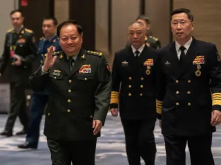 Xi Jinping Purges Two Top Generals in Broad Anti-Corruption Drive