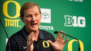 Altman's Late Retirement Highlights College Basketball's Coaching Instability