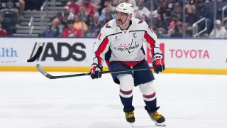 Ovechkin Confirms 2026-27 as Final NHL Season in Emotional Locker Room Address