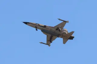 Qatar says it isn’t detaining Iranian pilots as Iran–US tensions flare