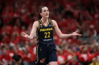 Caitlin Clark Apologizes for Halte Vomiting Incident After Historic WNBA Playoff Performance