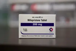 Supreme Court extends one-week window for mail-order abortion pill