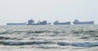 Secret Four-Month Mine Sweep in Hormuz Strait Reported by FT