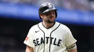Cal Raleigh’s Slump Exposes Mariners’ Broader Offensive Woes