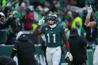 Patriots face big-price debate in A.J. Brown trade talks