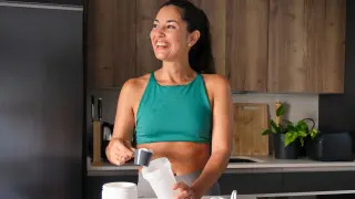 Creatine May Aid Muscle Growth in Midlife Without Gym Visits, Study Suggests