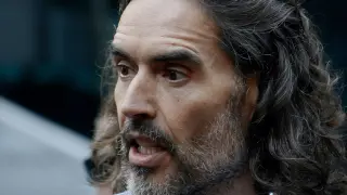Russell Brand Testifies in London Trial, Denies All Charges Amidst Lack of Supporting Witnesses
