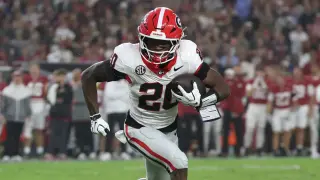 Smart Ends Alabama Streak as Georgia Clinches SEC Lead in 20-17 Win