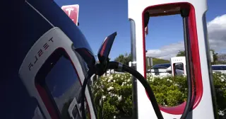 California Opens Instant $3,500 EV Rebates to Tesla, Hyundai, and Lucid Buyers