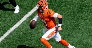 Burrow’s back tightness won’t slow Bengals as he plans to play vs Texans