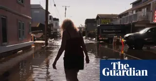 California Coast Faces Record Tides and Kayak Commutes as El Niño Intensifies