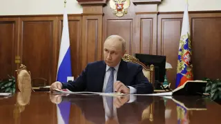 Wartime ballot tests Putin’s economic footing