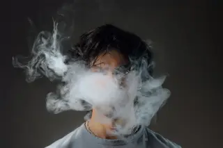 Heavily used high-puff disposable vapes linked to more toxic aldehydes, study finds