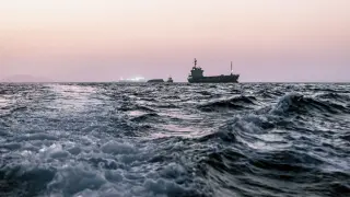 Covert SEAL Mine-Clearing Push Aims to Reopen the Strait of Hormuz