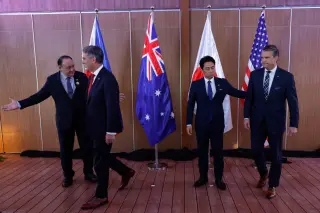US and Japan Finalize Deal for Japanese AMRAAM Production Facility