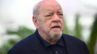 Paul Schrader's AI Girlfriend Terminates Conversation, He Calls It a Disappointment
