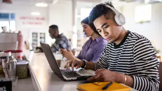 How ChatGPT Rewired My Workday Around a 4-Hour Focus Window