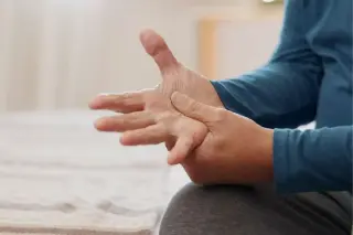 Silent Clues: Early Parkinson’s Signs You Might Miss for Years