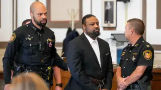 Hinton Convicted of Murder in Fatal Crash of Deputy Henderson