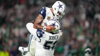 Cowboys Snap Losing Streak with 38-21 Win as Eagles Collapse to Fifth Straight Loss