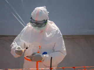 DRC Ebola toll tops 1,700 as WHO accelerates trials
