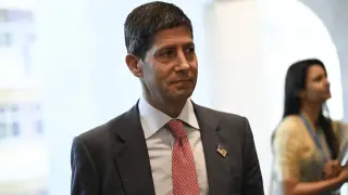 Fed Chair Warsh Rejects Forward Guidance, Highlights Global Monetary Synchronization