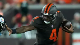 Watson's Late Drive and Szmyt's 56-Yard Kick Seal Browns' 27-24 Win Over Steelers