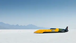 JCB Hydromax Breaks Hydrogen-Powered Land Speed Record at Bonneville