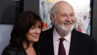 Prosecutors drop death penalty bid in Nick Reiner parents' murder case