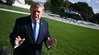 Trump Offers US Aid to Russia Amid Siberian Plague Lab Death