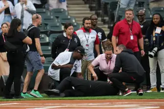 White Sox Anthem Singer Collapses on Field, Taken to Hospital