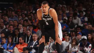 Knicks Storm Back to Take 3-1 Lead After Spurs' Late Collapse