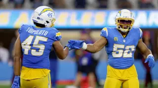 Chargers' 0-4 Start Sparks Trade Deadline Speculation for Mack, Tuipulotu