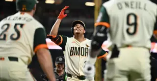 Basallo’s late heroics spark Orioles to 5-3 win as draft chatter begins
