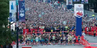 Hawi Feysa Defends Title as 55,000 Runners Set Record at 2026 Chicago Marathon
