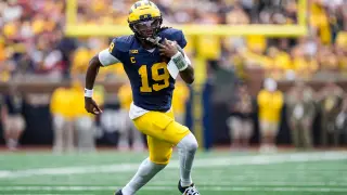 Underwood powers Michigan past Oklahoma in a pivotal bounce-back win