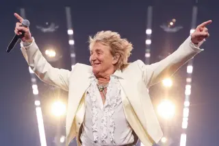 Rod Stewart ends 60-year touring career with 2027 'Final Encore' after heart procedure