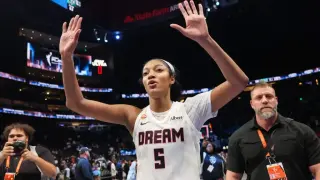 Dream Sell Out State Farm Arena in 95-71 Win to Take 2-1 WNBA Finals Lead