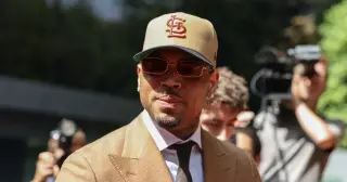Chris Brown pleads guilty to affray in London nightclub fight