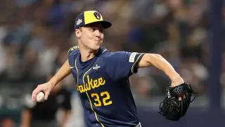 Rays Face Elimination in Game 5 as Misiorowski and Rasmussen Duel on Short Rest