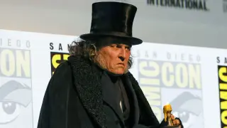 Depp Delivers Christmas Surprise as Ebenezer Scrooge at Comic-Con