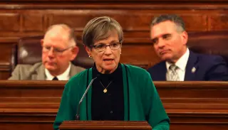 Kelly vetoes 24 bills and 31 budget items, signaling a renewed Kansas budget showdown