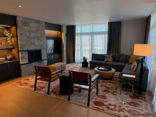 AA and Hyatt End Enhanced Loyalty Tie, Status Fast-Track Perks Fade
