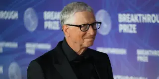 Gates Warns of 20-Year AI Turbulence Before 'Era of Abundance'