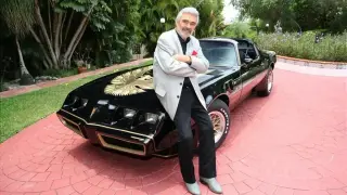 Burt Reynolds’ Five Free Pontiac Trans Ams Ended When a New GM President Took Over
